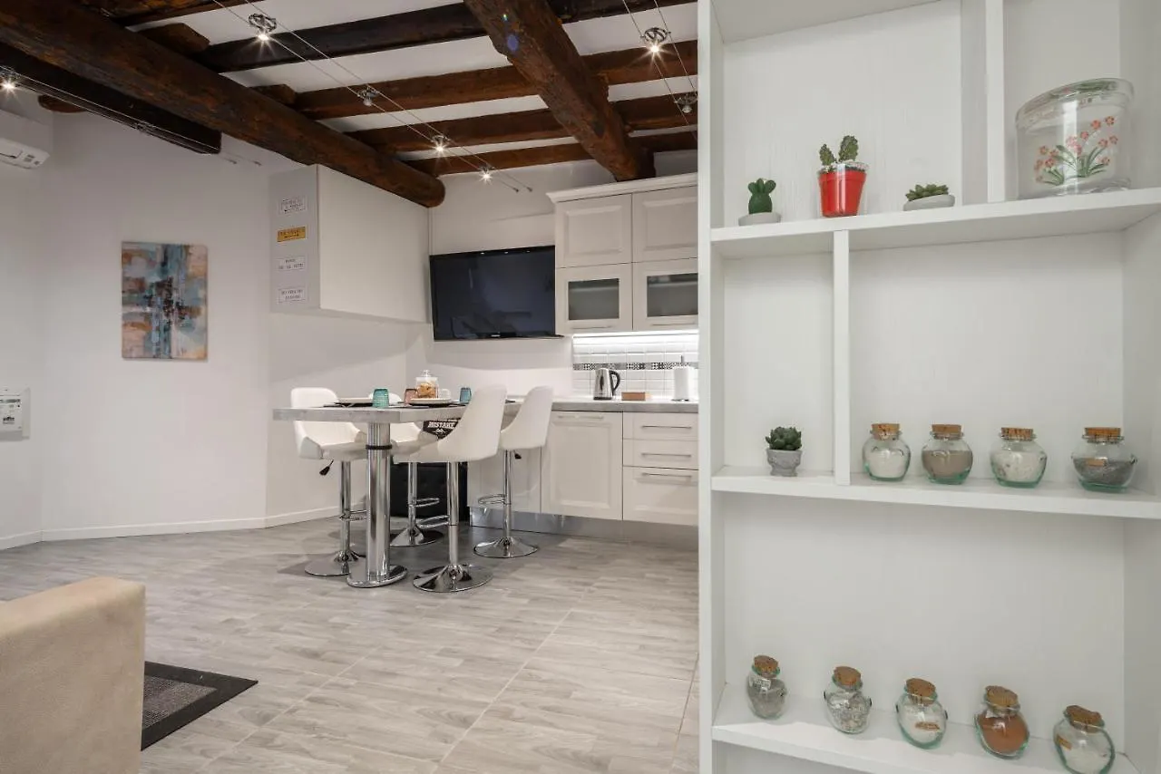 Rialto Boutique Apartment Venice